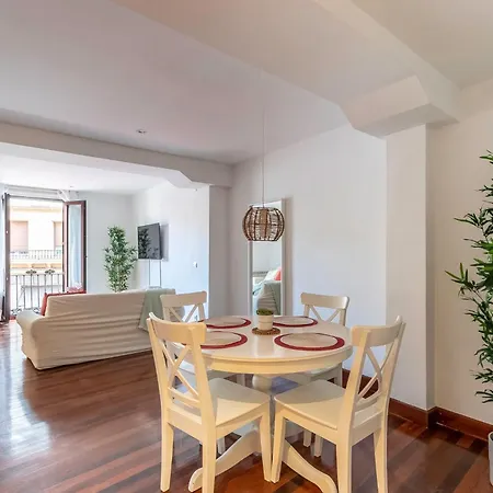 Plaza Unamuno - Casco Viejo - Parking Opcional * بلباو