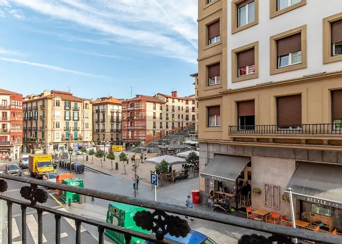 Plaza Unamuno - Casco Viejo - Parking Opcional *